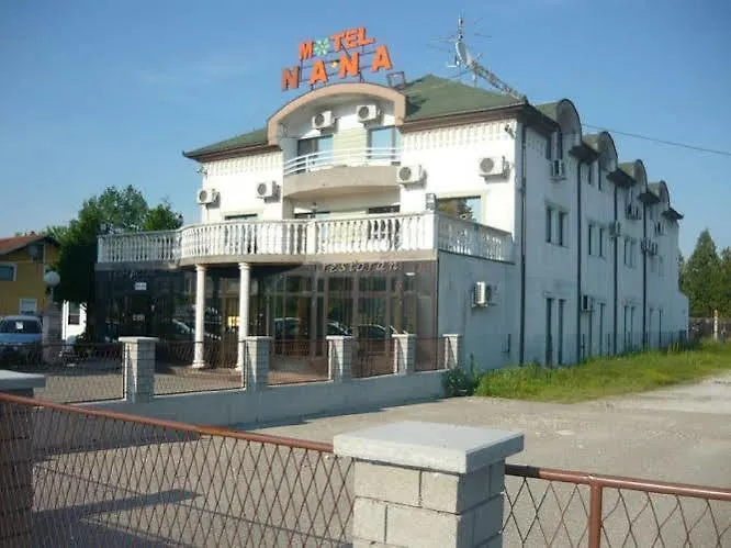 Nana 汽车旅馆 巴尼西卢卡